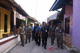Bupati Paser tinjau proyek jalan Kecamatan