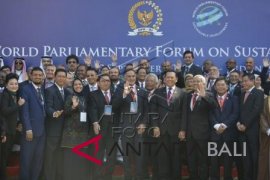 Foto - Forum Parlemen Dunia
