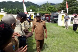 2019 seluruh pusat distrik Kabupaten Teluk Wondama terang