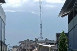 Sembilan polisi meninggal akibat gempa-tsunami di Palu