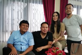 Vicky Prasetyo larang istri obral janji kampanye