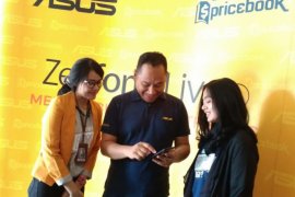 Asus Kenalkan Keunggulan Zenfone Live L1 di Surabaya