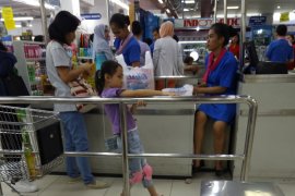 Pemkot Bogor larang penyediaan kantong plastik belanja