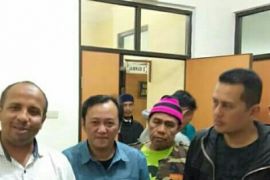 Wagub jenguk sahabat di RSKP Tebing Tinggi