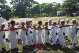 Ratusan anak TK belajar manasik haji