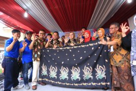 Pemkot Tangerang Luncurkan "Kampung Batik Kembang Mayang"