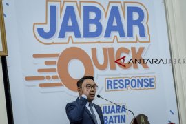 Gubernur: Ratusan warga "curhat" lewat JabarQR