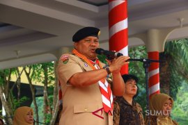 Pemko sibolga hibahkan Rp100 juta untuk korban tsunami