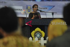 Menteri Kelautan dan Perikanan Hadiri Seminar Nasional di Unsri Page 2 Small