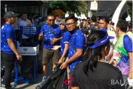 Danone-AQUA kampanyekan gerakan #BijakBerplastik pada "Bali Marathon 2018"