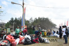 Ribuan masyarakat Klungkung ikuti gerakan kebersihan