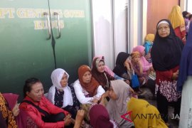Buruh PR Gentong Gotri  Kudus tuntut pembayaran jaminan hari tua