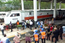 Perdana, Penumpang KA Wjayakusuma Capai 194 Persen