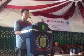 Anjloknya harga lada dipengaruhi pasar dunia