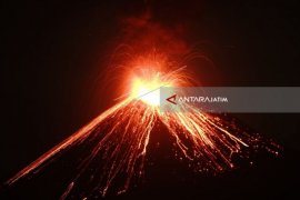 Suara Gemuruh Itu Ternyata dari Anak Krakatau