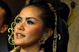 "Sakral" film horor yang menyatukan kekuatan cinta