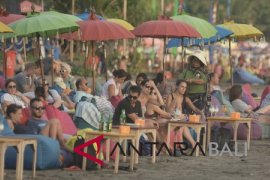Kehangatan pantai Bali hadir di London