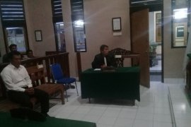 Penyelundup dua kilogram kokain divonis 18 tahun