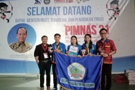 STKIP Persada Khatulistiwa Sintang juara favorit PIMNAS ke 31