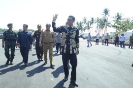 Gubernur Sulsel resmikan "rest area" di Bantaeng