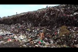 DPRD Kalsel berharap minimalkan sampah