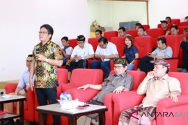 Bupati Badung adakan telekonferens dengan pemuda magang ke Jepang