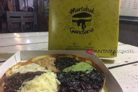 Martabak Red Velvet Gandaria menggugah selera