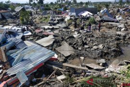 Kerusakan parah usai tsunami di Palu Page 5 Small