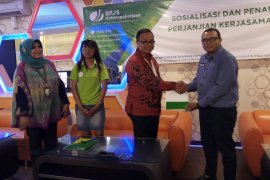 BPJS Ketenagakerjaan Darmo Perluas Fungsi Kartu Kepesertaan