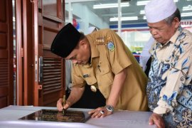 Wali Kota resmikan Koperasi 212 Mart Tebing Tinggi