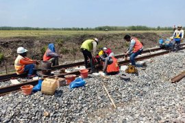 KAI Madiun Lakukan Pengecekan Perlintasan Hadapi Natal