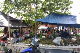 Pemprov Sulbar segera kirim tenda ke Mamasa