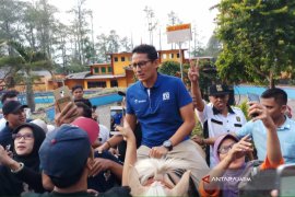 Sandiaga Janjikan Perbaikan Infrastruktur Pariwisata (Video)