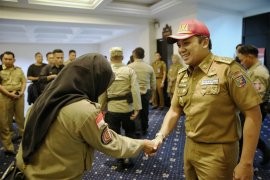 Gubernur Ridho lepas relawan ke Palu dan Donggala