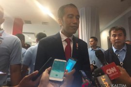 Jokowi Serahkan Sertifikat Tanah Warga Kaltim-Kaltara