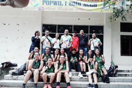 Basket putri Sumut raih emas Popwil