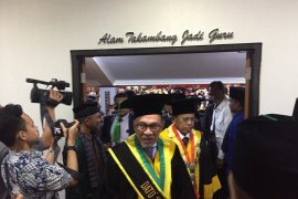 UNP anugerahi Anwar Ibrahim Doktor Honoris Causa