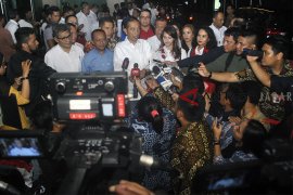 Joko Widodo bertemu Tim Kampanye Nasional