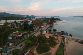 Pembangunan Bandara Bobong terkendala pembebasan lahan