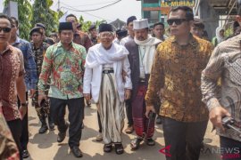 Ma'ruf Amin ikuti doa bersama untuk korban gempa Palu-Donggala