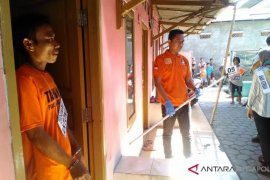 Polres Karawang rekonstruksi pembunuhan bocah SD