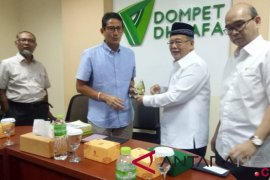 Tidak pantas Sandiaga langkahi makam kiai Bisri