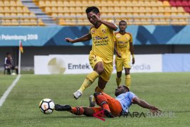 Sriwijaya FC Kalahkan Perseru Page 3 Small