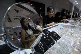 Pameran Perhiasan Internasional Surabaya