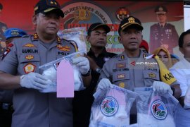 Polrestabes Surabaya Ungkap Peredaran Narkoba asal China