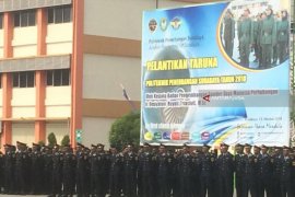 Pemkot Surabaya Titipkan 48 Taruna Penerbangan
