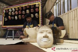 Tari Topeng Bali, sate dan rendang meriahkan pesta rakyat Portugis