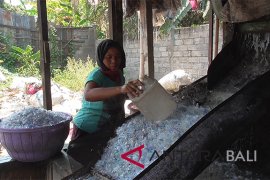 "Rumah Plastik" Buleleng ekspor sampah ke Tiongkok