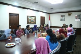 Bupati Lumajang Audiensi dengan Walhi untuk Jajaki Potensi Pariwisata Pesisir