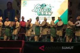 428 payung akan hiasi Istana Maimun